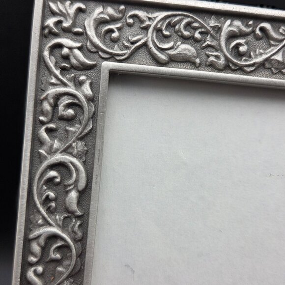 Vintage Royal Selangor Pewter Floral Design Photo Frame 5x7 - Picture 2 of 11